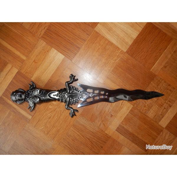 Medusa Dagger by Kit Rae KR1-A N� 0853/1000 + poster