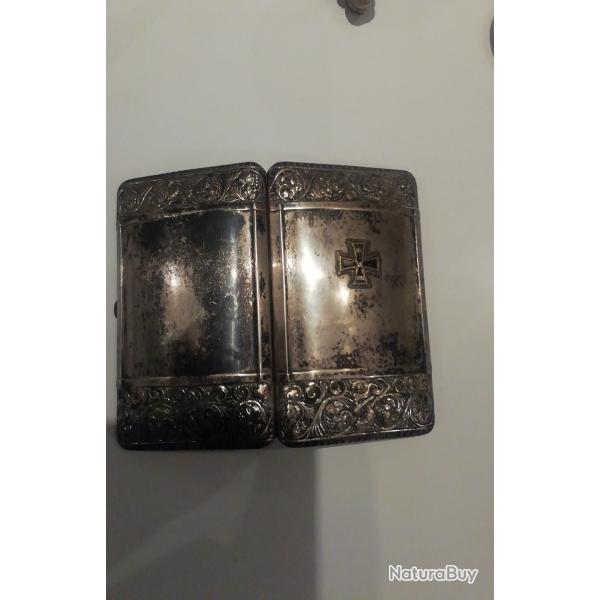 Ancien porte cigarettes militaire