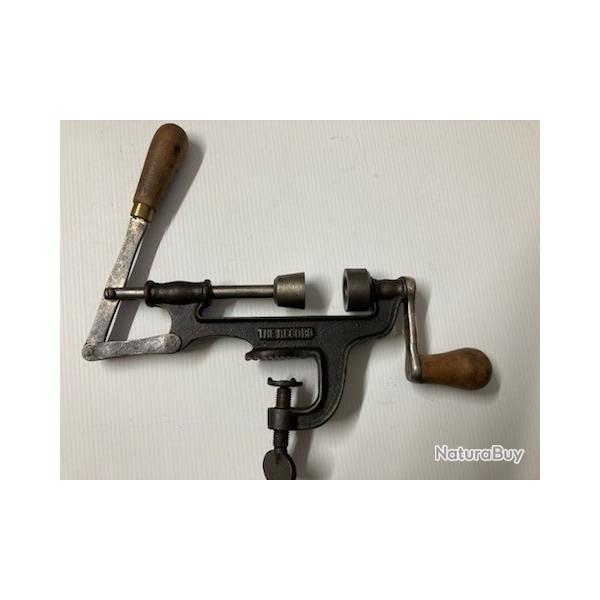 GROS SERTISSEUR CAL 16  THR RECORD  N � 162