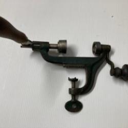 SERTISSEUR CAL 16   N &deg;167