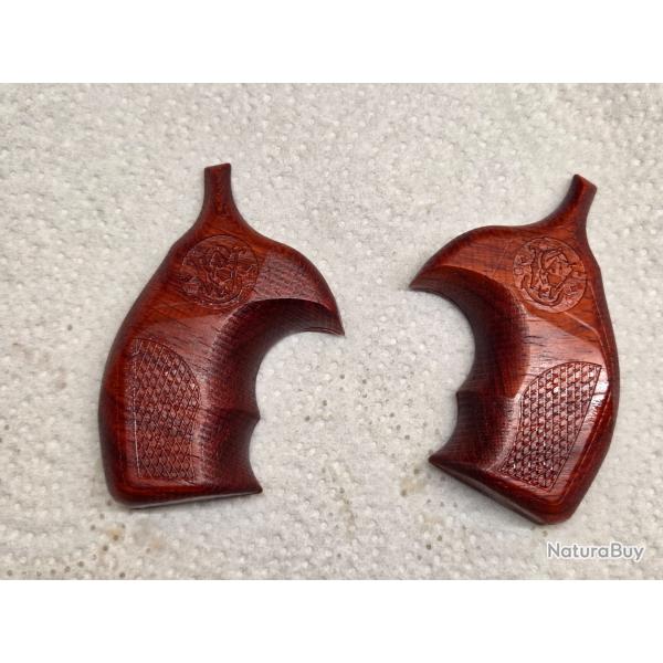 Plaquettes bois Smith & Wesson Safety 32 (V2.0)