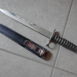 W 49428 Baionnette Suisse FASS 57 Stgw 57 + fourreau avec languette en cuir : 1er modèle