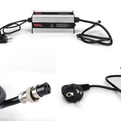 CHARGEUR DE BATTERIE LITHIUM RHINO 12V 15AH