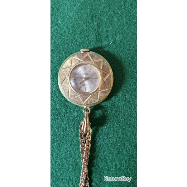 Magnifique montre femme pendentif + cha�ne � Lancel � en plaqu� or, m�canisme m�canique