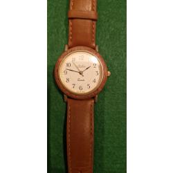 Montre femme Ambre mod&egrave;le DP713 m&eacute;canisme &agrave; quartz, bracelet cuir, vendue avec pile neuve