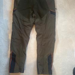 Pantalon Trabalndo panth&egrave;re