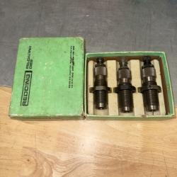 JEU D'OUTILS DE RECHARGEMENT REDDING  CALIBRE 30 MAUSER