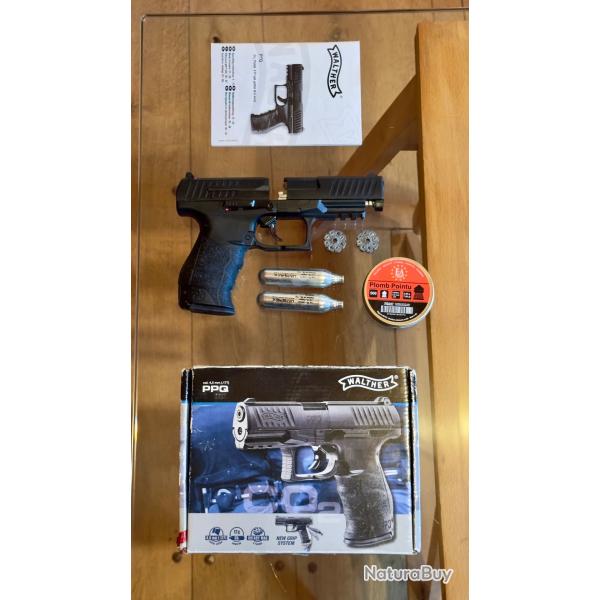 Pistolet UMAREX - WALTHER mod�le PPQ calibre 4,5 mm � capsule de CO2