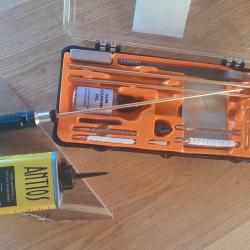 Coffret de nettoyage 4.5 :/ 22 lr   plus huile.