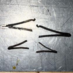 LOT DE RESSORTS DIFFERENTS A VOIR ET A IDENTIFIER