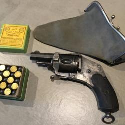 Superbe BULLDOG 320 LG hammerless et son étui feutrine origine