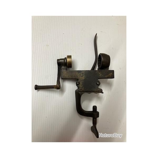 SERTISSEUR CAL16 SANS  BOIS SUR LA MANIVELLE N 178