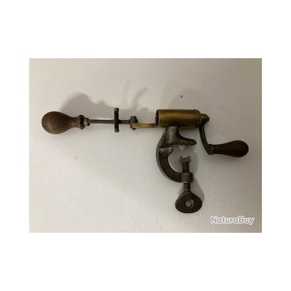 SERTISSEUR CAL12 MAINTIEN CARTOUCHE EN LAITON N 179