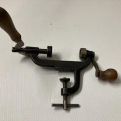 SERTISSEUR  CAL20    N° 180