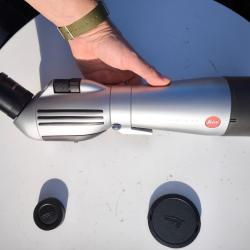 Longue vue Leica televid 77 apo ed fluorée avec un oculaire zoom et un autre grand angle