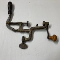 SERTISSEUR CAL16   N&deg;193