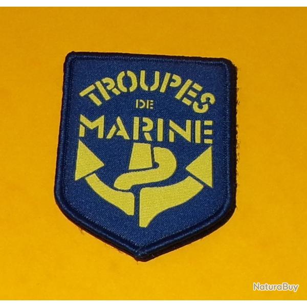 TISSU PATCH :�TROUPES DE MARINE , AVEC VELCRO   , HAUTEUR  8 CM , BON ETAT VOIR PHOTO . POUR TOUT RE