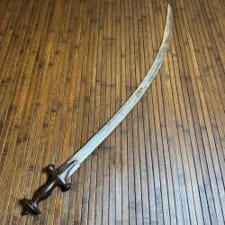 BEAU GRAND SABRE INDIEN TALWAR XVlll &eacute;me si&egrave;cle