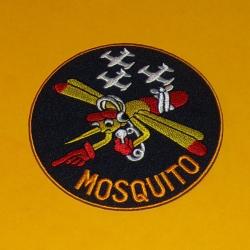 TISSU PATCH : MOSQUITO ARMEE DE L'AIR BRITANNIQUE  , DIAMETRE 9 CM , BON ETAT VOIR PHOTO . POUR TOUT