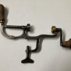 SERTISSEUR CAL 24  N&deg;195