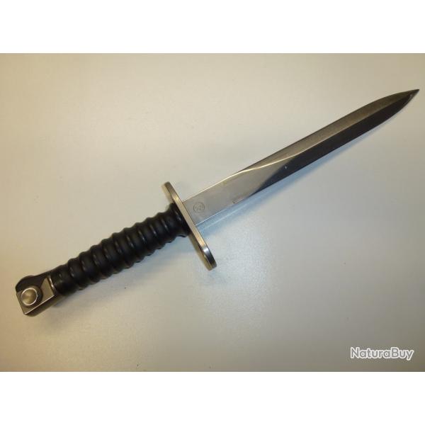 Baionnette STG 57 pour faire une dague de chasse