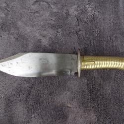 Gros poignard Dorian Holtzev.