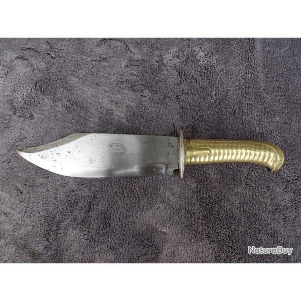 Gros poignard Dorian Holtzev.