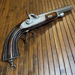 FORT PISTOLET DE COMBAT TOUTES GARNITURES GRAVÉ ET SIGNÉ DEVISME A PARIS CANON DAMAS