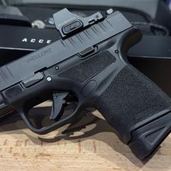 springfield armory Hellcat 9mm + point rouge VORTEX CCW + holster port discret