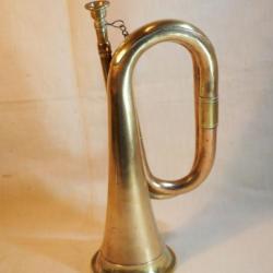 AUTHENTIQUE Rare bugle de l'armée britannique de la première guerre mondiale WWI  ref SDB24CUI002