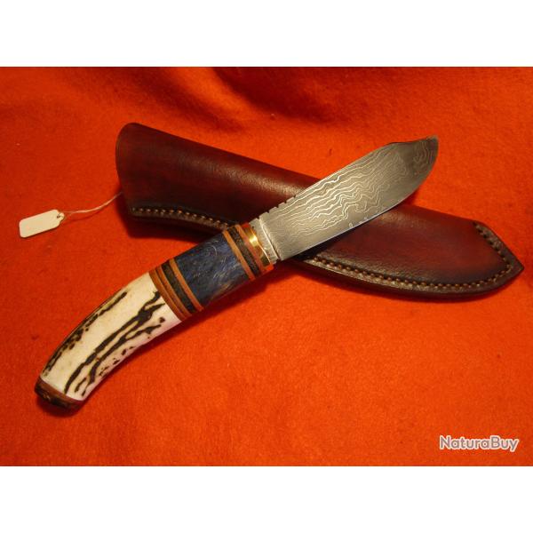 COUTEAU ARTISANAL forg� ATELIER DE L'OURS NOIR chasse camping rando acier feuillet� al�atoire