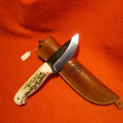 COUTEAU ARTISANAL forgé l' ATELIER DE L'OURS NOIR AON EDC camping rando bois de cerf