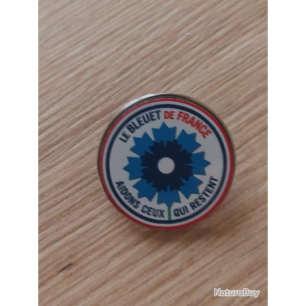 INSIGNE M�TAL "LE BLEUET DE FRANCE"