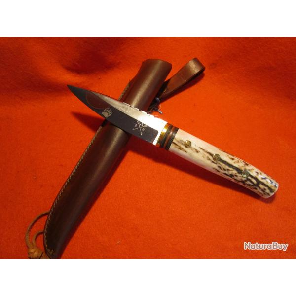 COUTEAU ARTISANAL forg�  l' ATELIER DE L'OURS NOIR  AON NORDIQUE bois de cerf chasse rando camping