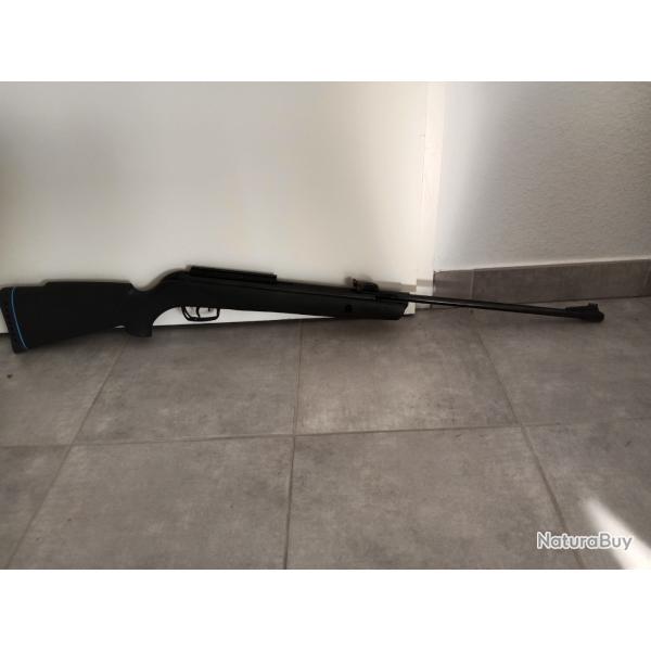 Carabine air comprim GAMO, BIG CAT1000 EB - IGT. Neuve , m'avait t offerte mais n'a servi qu'1 f