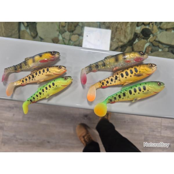 LOT LEURRES SOUPLES - SAVAGE GEAR - CANNIBAL SHAD