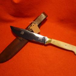 COUTEAU ARTISANAL forg&eacute; l'ATELIER DE L'OURS NOIR  couteau de traite bais d'Hudson chasse camping