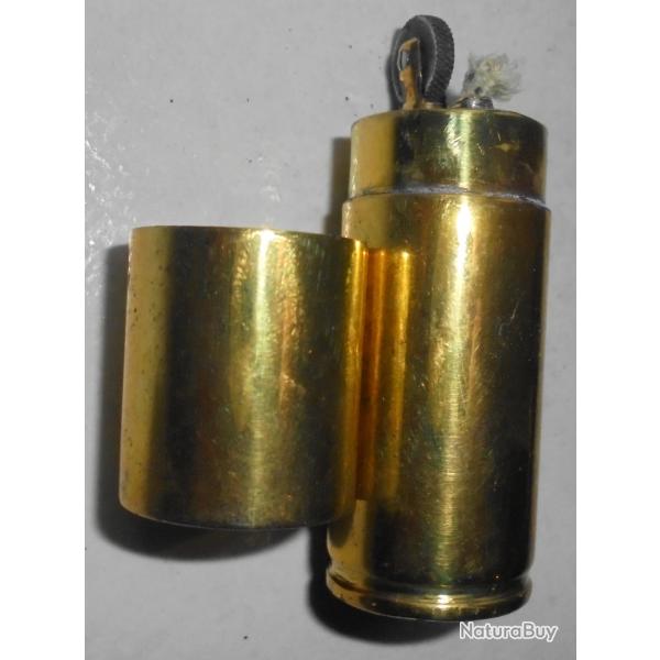 Briquet en forme de Cartouche de chasse de calibre 8 : laiton en majorit�