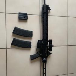 Carabine Troy en 222 à rechargement linéaire.Avec chargeur d'origine et 2 chargeurs magpuls