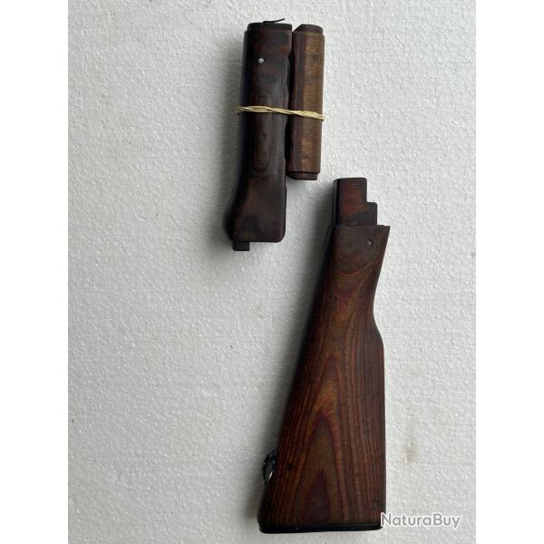 Crosse garde main russe(03)Ak47/akm