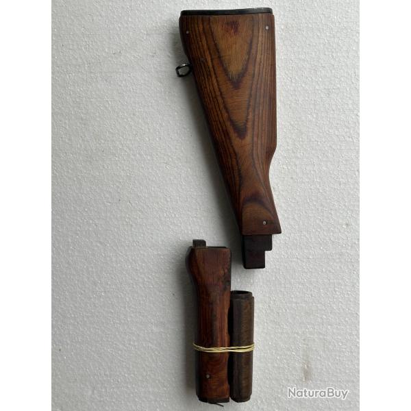 Crosse garde main russe(04)Ak47/akm