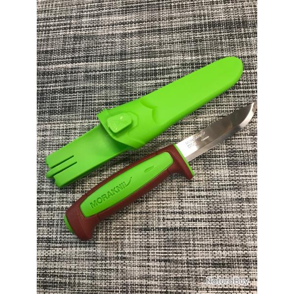 Couteau de randonn�e ��Morakniv carbone��