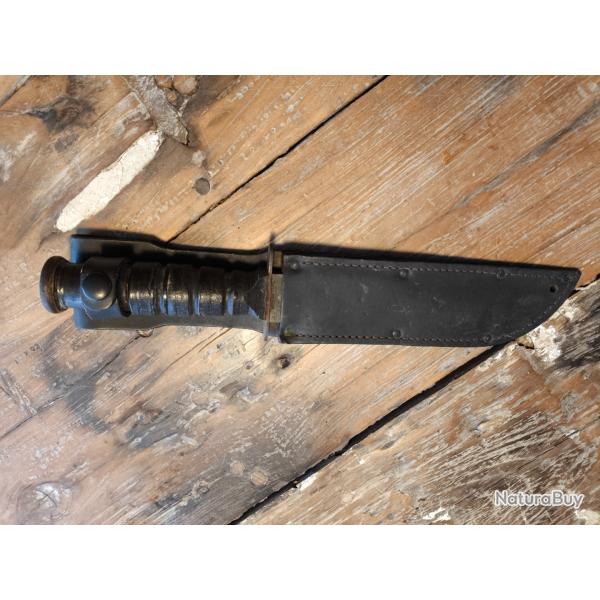 Couteau de combat US Camillus avec �tuir cuir