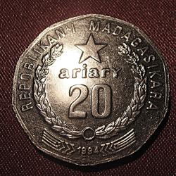 Madagascar , piece de 20 ariary de 1994 ttb