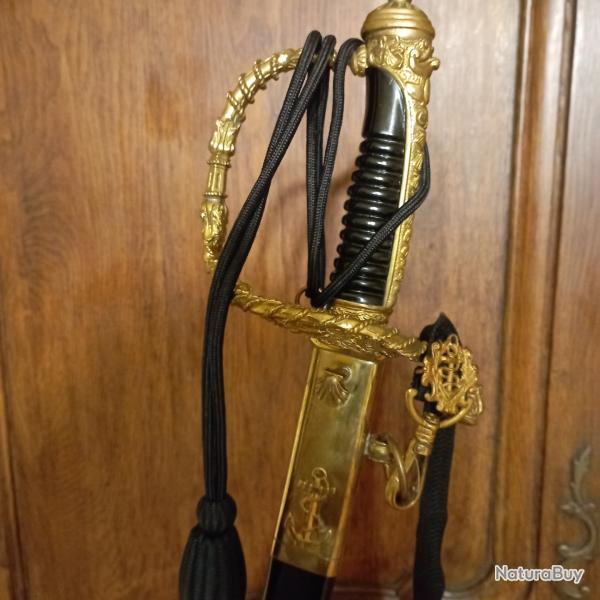 Sabre d'officier de la Marine Nationale fab Hostin avec dragonne,blires et sa housse