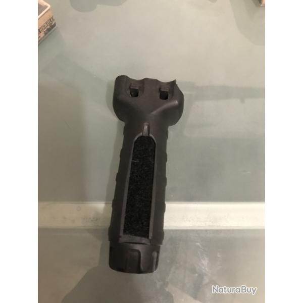 Poigne airsoft rail picatinny