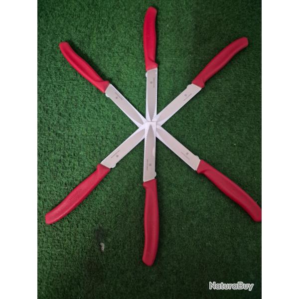 Couteau d'office Victorinox SwissClassic rouge lame crant�e