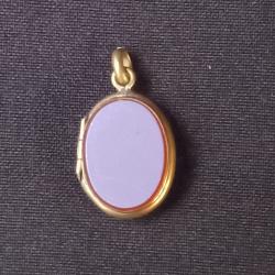 ancien pendentif / médaillon ouvrant