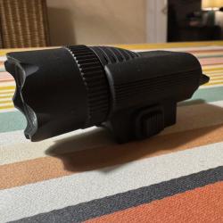 Lampe tactique pour airsoft