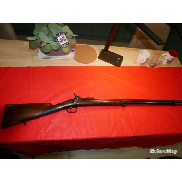 Joli fusil de chasse � percussion avec ba�onnette se rangeant dans la crosse